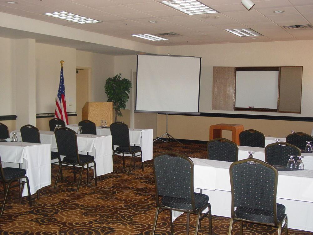 Clarion Hotel & Conference Center 콜로라도스프링스 외부 사진