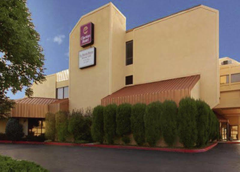 Clarion Hotel & Conference Center 콜로라도스프링스 외부 사진